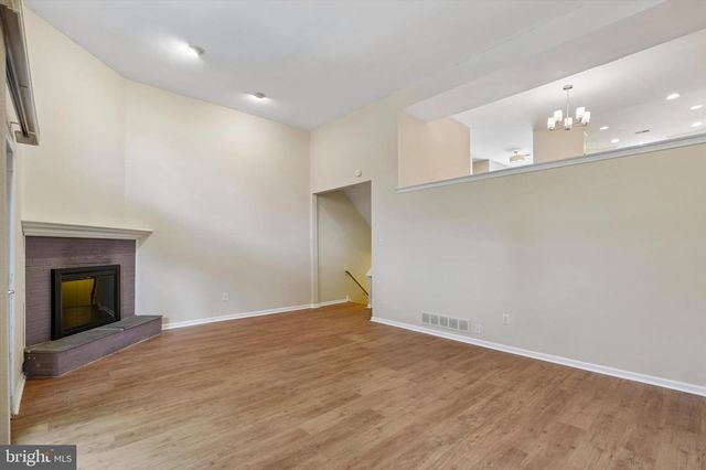 156 EATON DR, Wayne, PA 19087