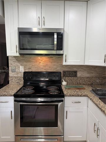 109 Gardens Dr 104, Pompano Beach, FL 33069