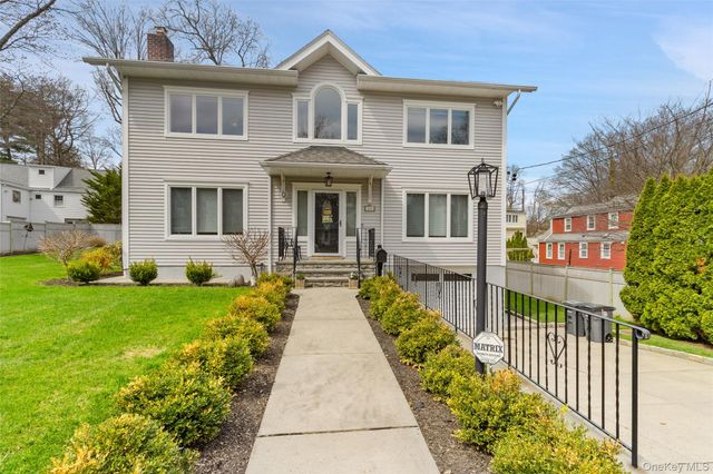 24 Jennings Road, White Plains, NY 10605