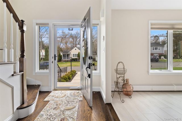 24 Jennings Road, White Plains, NY 10605