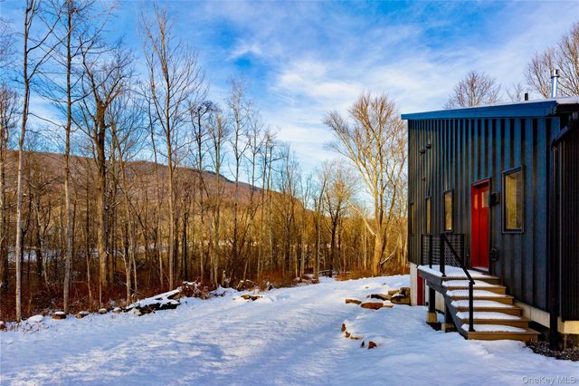 513 Myrtle Avenue, Wallkill, NY 12589