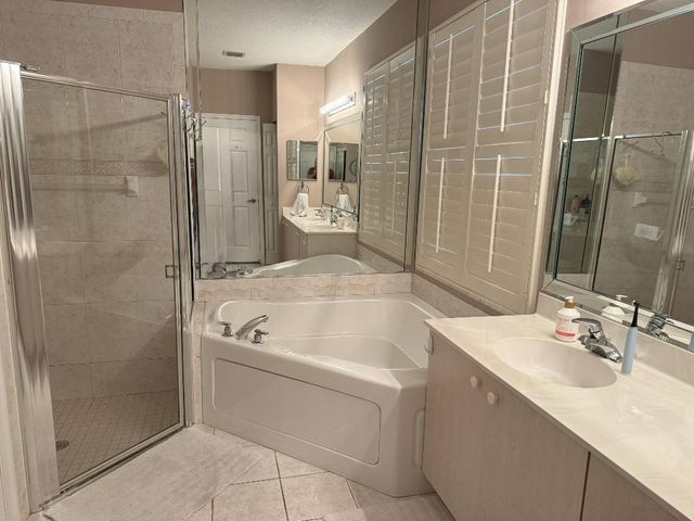 328 W Coral Trace Circle W, Delray Beach, FL 33445