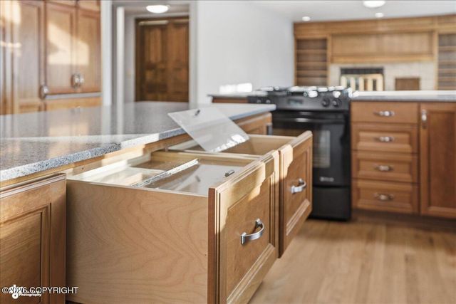 12900 Monterey Circle, Anchorage, AK 99516