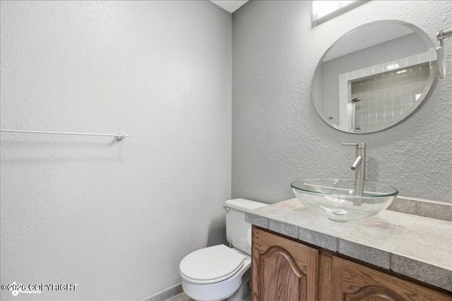 12900 Monterey Circle, Anchorage, AK 99516