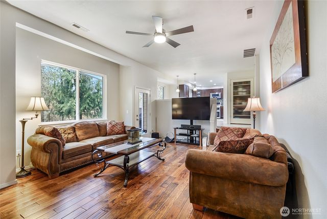 2914 127 Avenue NE, Lake Stevens, WA 98258