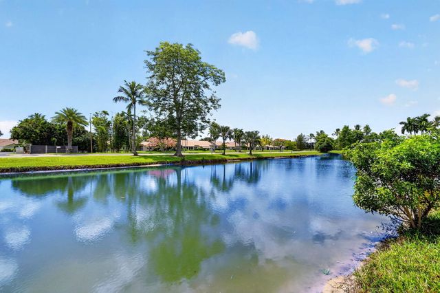 7760 Carrington Court, Boynton Beach, FL 33472