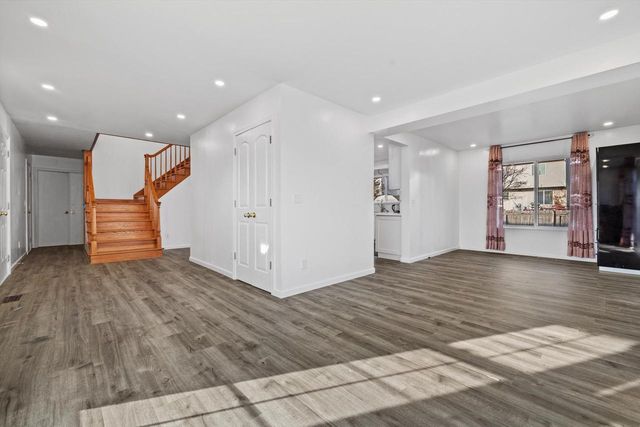 9442 73rd STREET, Kenosha, WI 53142