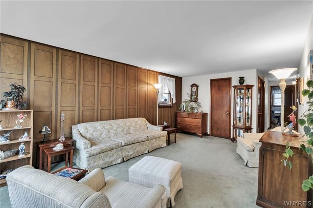 83 Lemoine Avenue, Cheektowaga, NY 14227