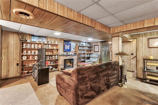 83 Lemoine Avenue, Cheektowaga, NY 14227