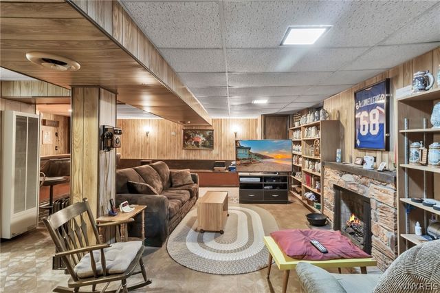 83 Lemoine Avenue, Cheektowaga, NY 14227