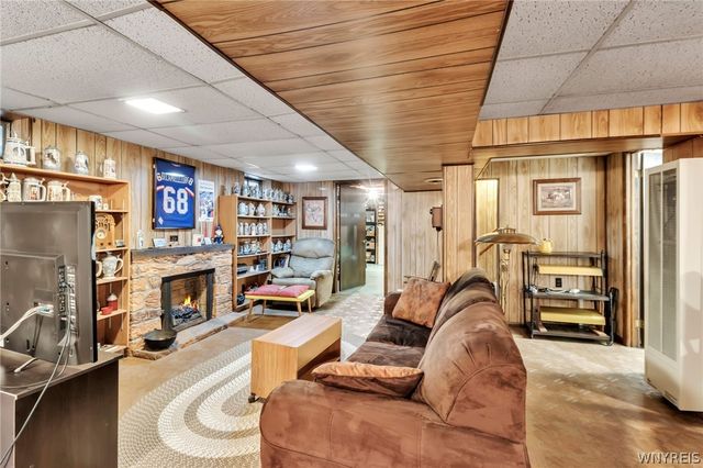 83 Lemoine Avenue, Cheektowaga, NY 14227