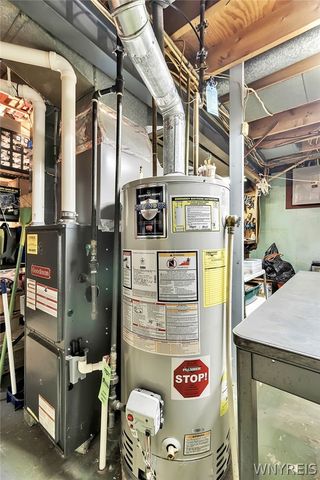 83 Lemoine Avenue, Cheektowaga, NY 14227