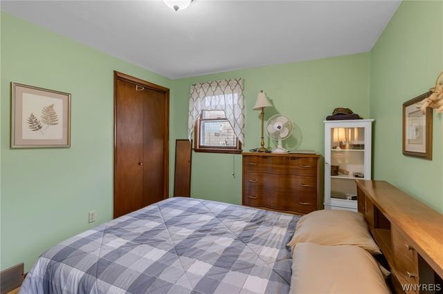 83 Lemoine Avenue, Cheektowaga, NY 14227