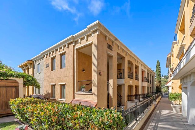 1010 Genter St 302, La Jolla, CA 92037