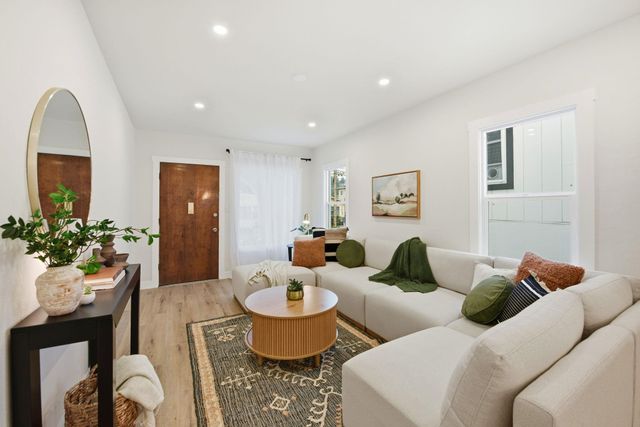 2740 76Th Ave, Oakland, CA 94605