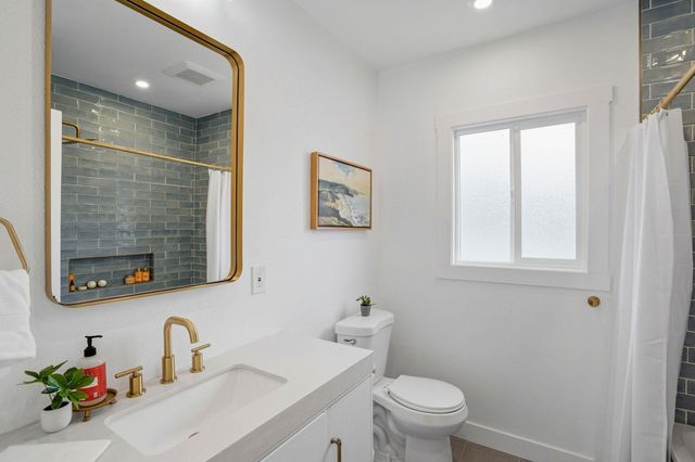 2740 76Th Ave, Oakland, CA 94605