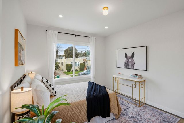 2740 76Th Ave, Oakland, CA 94605