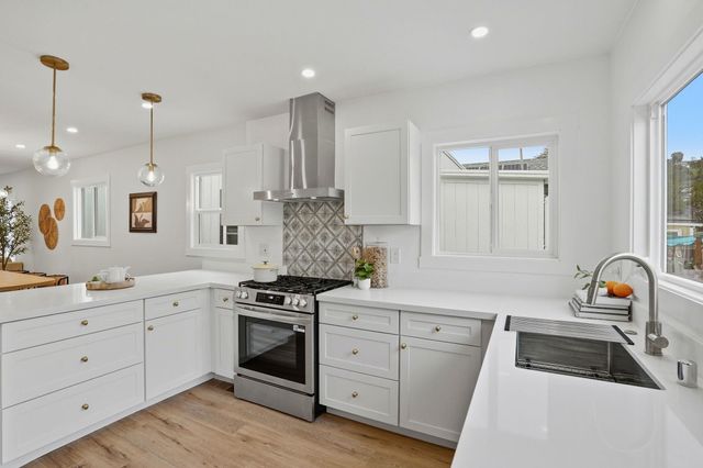 2740 76Th Ave, Oakland, CA 94605