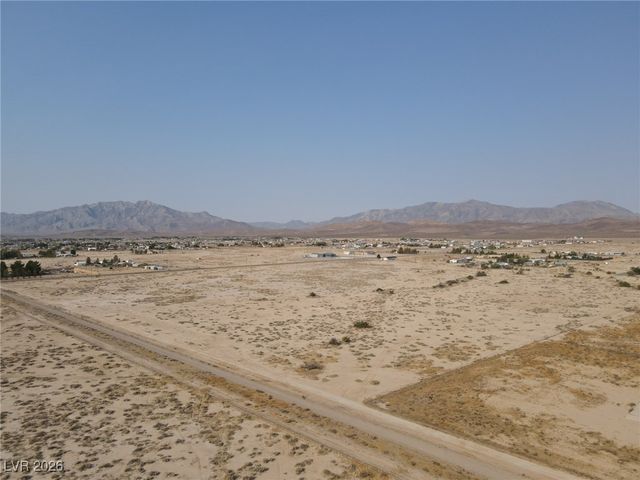 4130 West Basin Avenue, Pahrump, NV 89048
