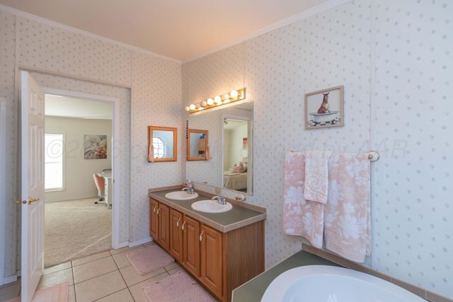 11600 E VIEW Drive, Amarillo, TX 79124