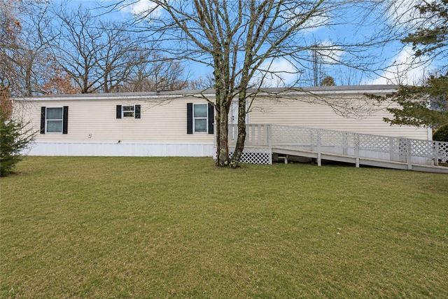 38 Torch Lane, Coventry, RI 02816