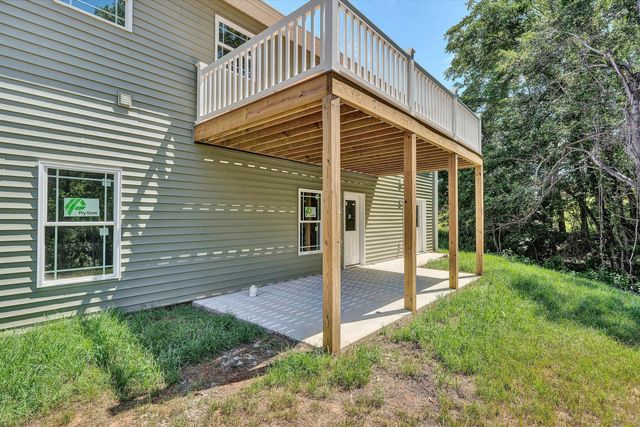 3727 Golden View RD, Glade Hill, VA 24092