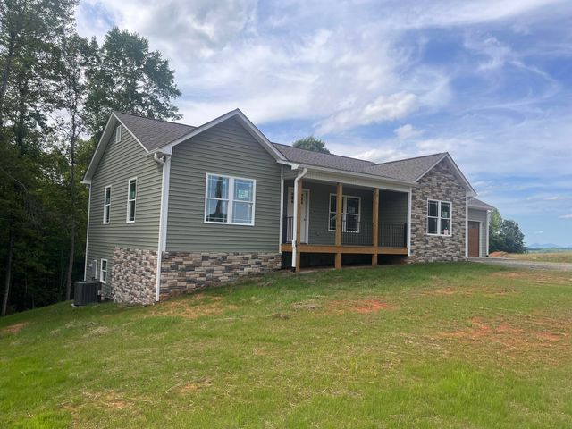 3727 Golden View RD, Glade Hill, VA 24092