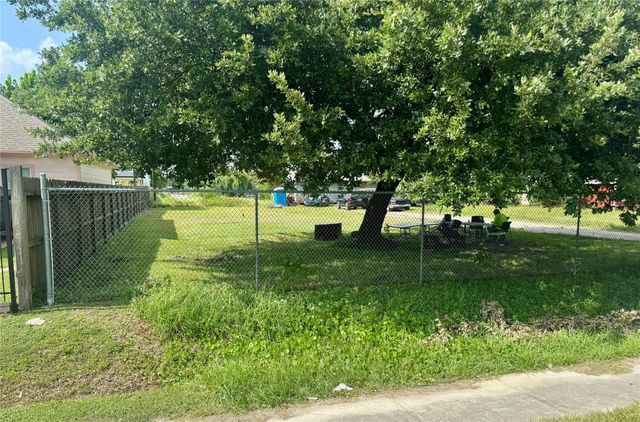 762 Junell Street, Houston, TX 77088