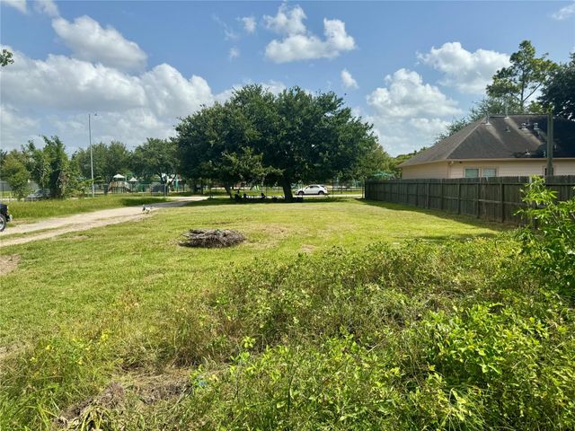 762 Junell Street, Houston, TX 77088