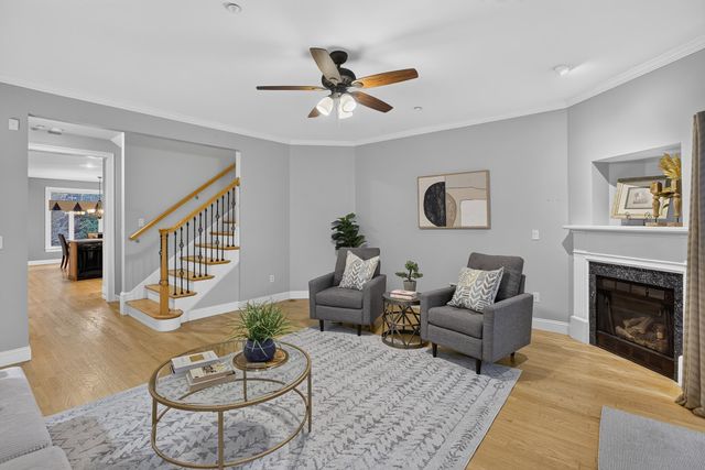 98 Riverwalk Way Unit 8E, Manchester, NH 03101