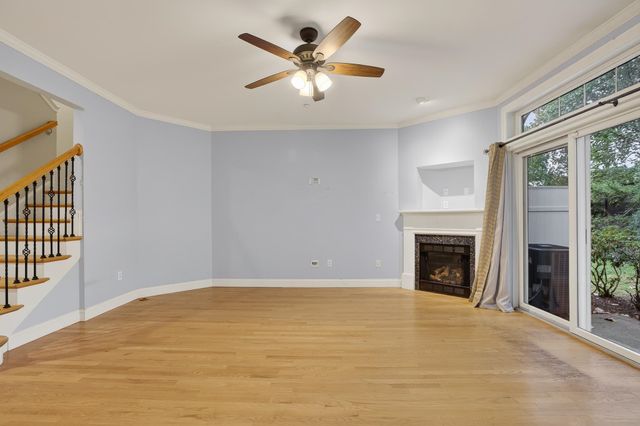 98 Riverwalk Way Unit 8E, Manchester, NH 03101