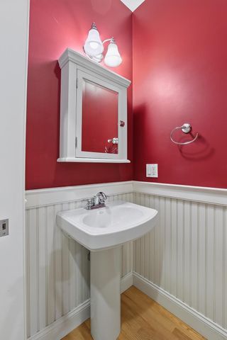 98 Riverwalk Way Unit 8E, Manchester, NH 03101