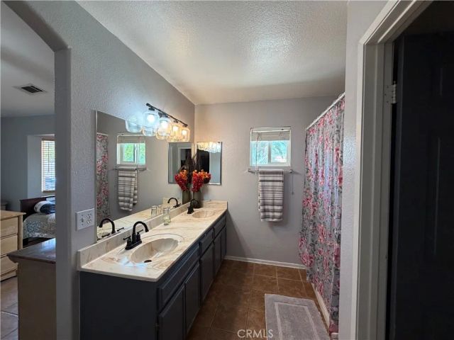 15184 Macadamia Court, Fontana, CA 92335