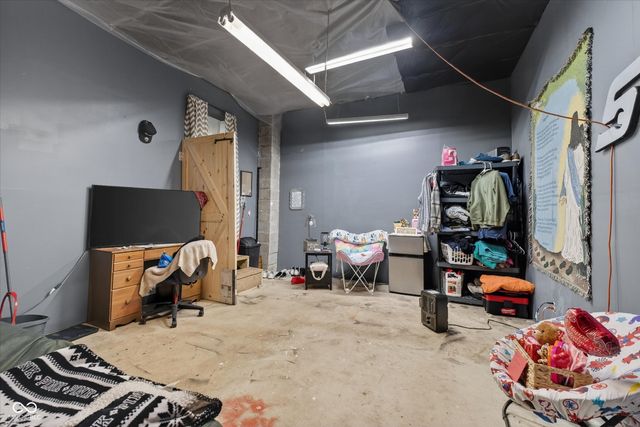 2484 E 360 N, Anderson, IN 46012