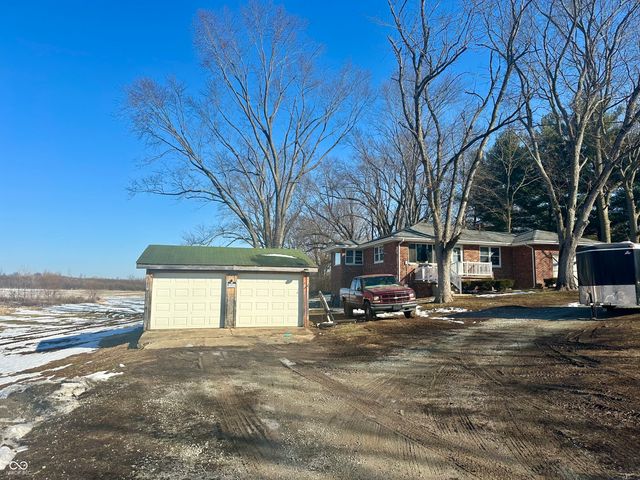 2484 E 360 N, Anderson, IN 46012