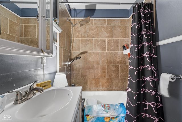 2484 E 360 N, Anderson, IN 46012