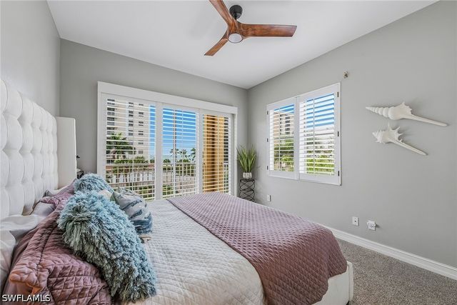 9566 Gulf Shore DR 201, Naples, FL 34108