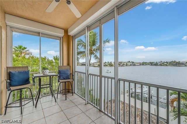 9566 Gulf Shore DR 201, Naples, FL 34108