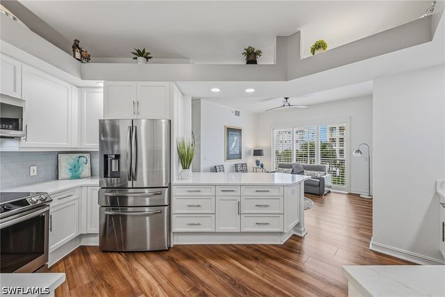9566 Gulf Shore DR 201, Naples, FL 34108