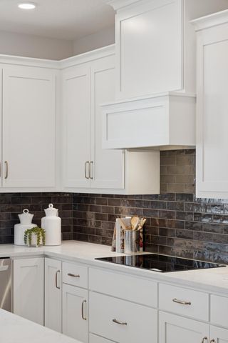 3496 Knightsbridge Trail N, Lake Elmo, MN 55042