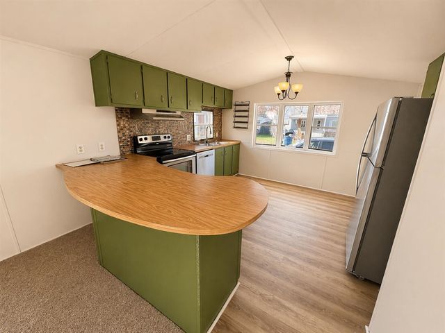 1281 E Pontaluna Road 138, Norton Shores, MI 49456