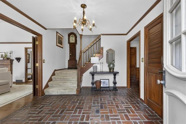 20 Wycklow Street, Overland Park, KS 66207