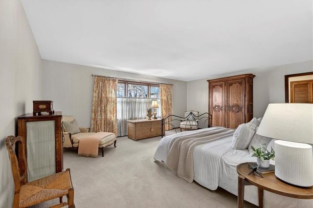 20 Wycklow Street, Overland Park, KS 66207