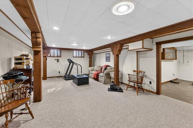 20 Wycklow Street, Overland Park, KS 66207