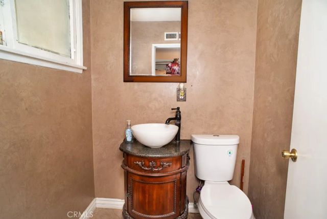11838 Terra Bella, Sylmar, CA 91342