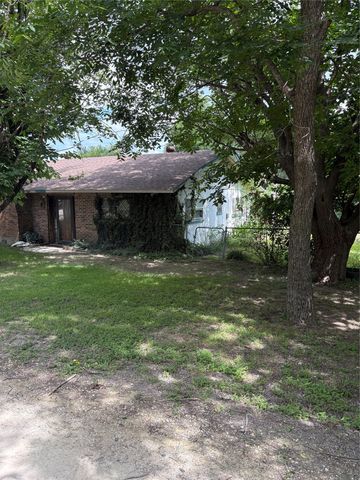 250 Bluegrass, Whitney, TX 76692
