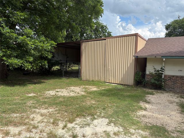 250 Bluegrass, Whitney, TX 76692