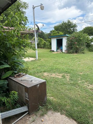 250 Bluegrass, Whitney, TX 76692