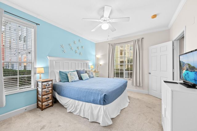 7000 Seawall Boulevard 811, Galveston, TX 77551