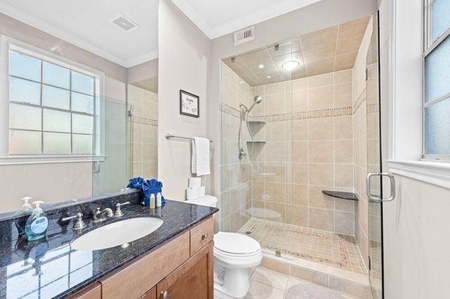 7000 Seawall Boulevard 811, Galveston, TX 77551